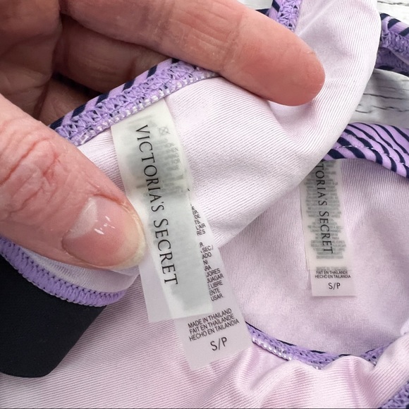 VICTORIAS SECRET Bikini - Picture 3 of 13